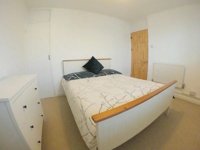 Rooms in Brixton available to Rent 🔥Couple Allowed Main Photo