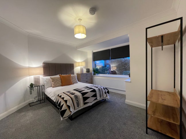 Large Double Room NR1 5Th Sept (Js - 3Ljh) Main Photo