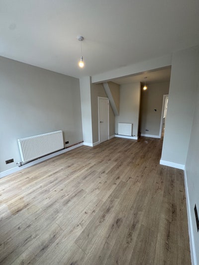 2 Bedroom Refurbished House - Available Now Main Photo