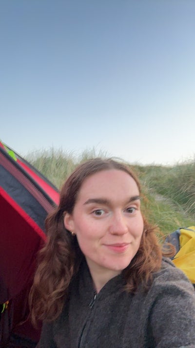 25yo newly qualified Irish nurse Main Photo