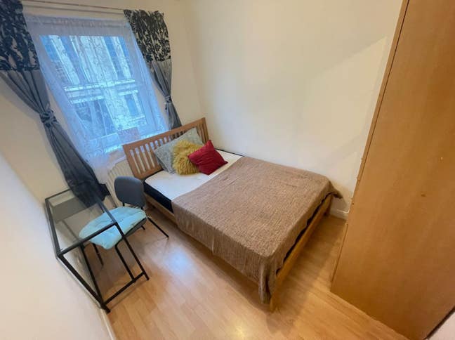🏡 Two No-Deposit Rooms in Poplar | Canary Wharf Main Photo
