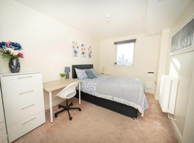 🌊 Beautiful 3-Bed Waterside Flat | Western Beach  Main Photo