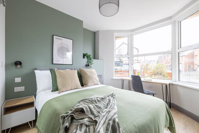 ✨Ensuite Beersbridge Road✨ Main Photo