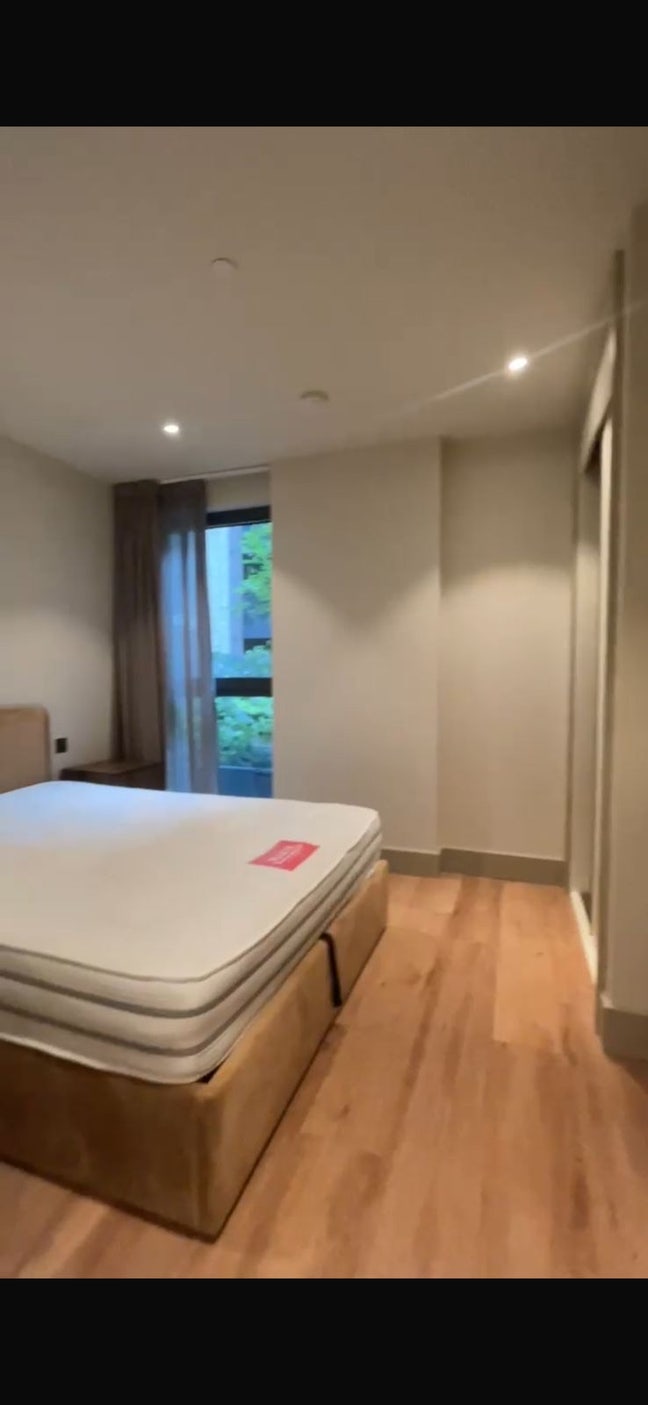 Room available for single or double sharing Main Photo