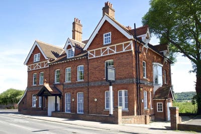 Oxford Road, Tilehurst Main Photo