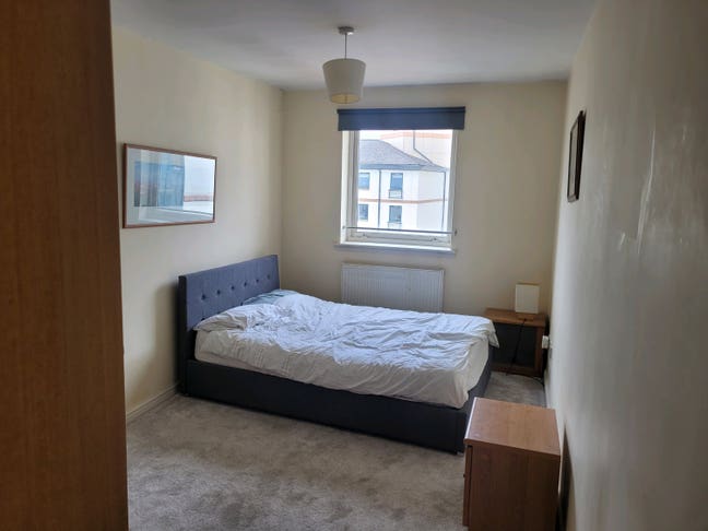 Looking for a new flat mate Main Photo