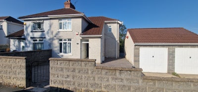 3 Bedroom Family Home in Brislington Available Now Main Photo