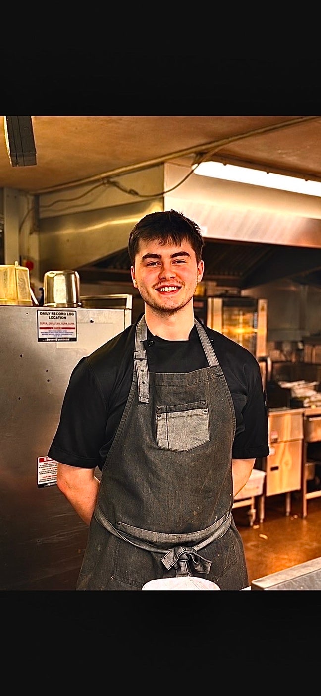 Professional chef looking for accomodation Main Photo