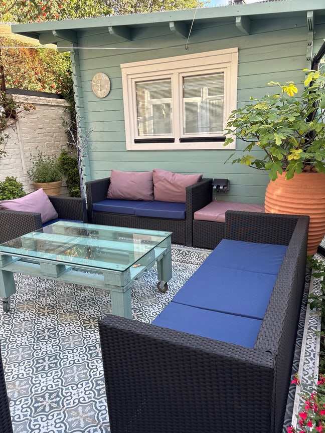 Beautiful Garden Room/Warm Female Home/Islington Main Photo