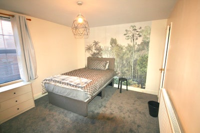 Room in a Shared House, Commercial Road, NG31 Main Photo