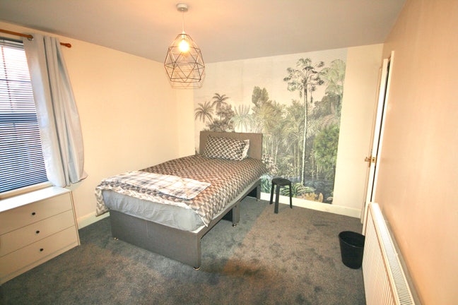 Room in a Shared House, Commercial Road, NG31 Main Photo