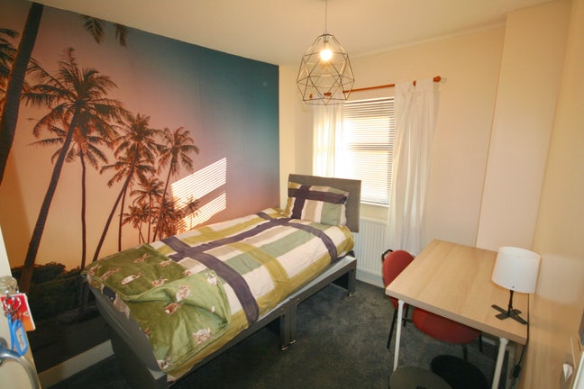 Room in a Shared House, Commercial Road, NG31 Main Photo