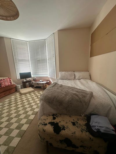 Two double bedrooms available Main Photo