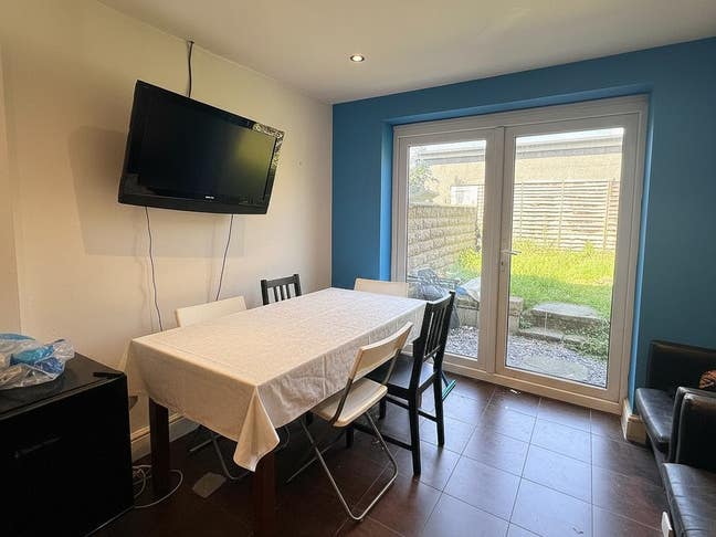 Share House for Rent Main Photo