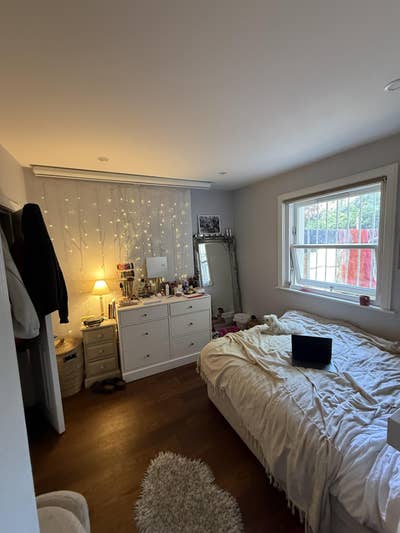 Beautiful Double Room in a Spacious House with Gar Main Photo