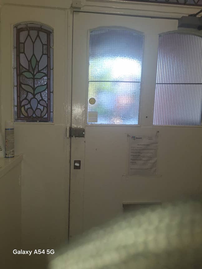 1 room in a shared flat of 1 Main Photo