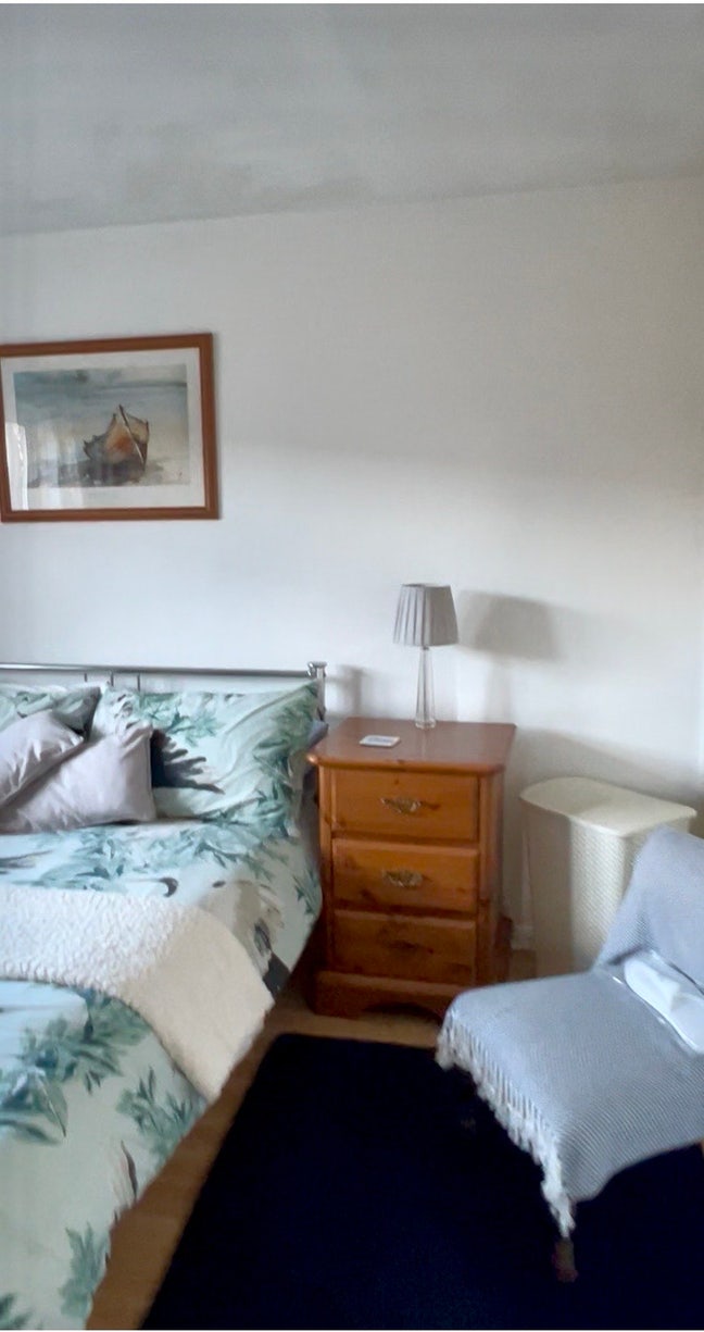 Shared House - Double bedroom  Main Photo