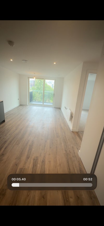 Furnished Modern Double Room in a 2-Bed Apartment  Main Photo
