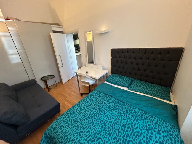  Dingley  Road,  EC1V –  Available  from Sep 1st Main Photo