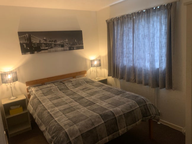 Double Bedroom to Let  Main Photo