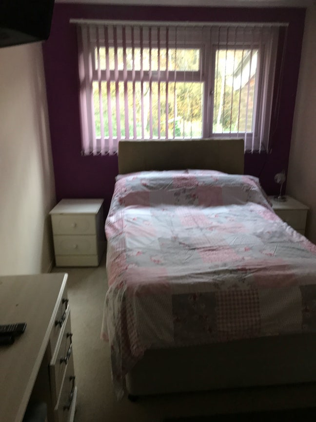 Clean double room  Main Photo