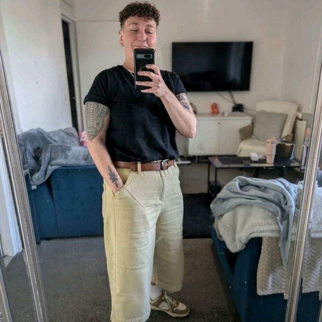 Looking for room Main Photo