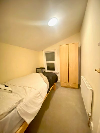 Small Double Room to Rent Chatham- 0 Deposit ‼️ Main Photo