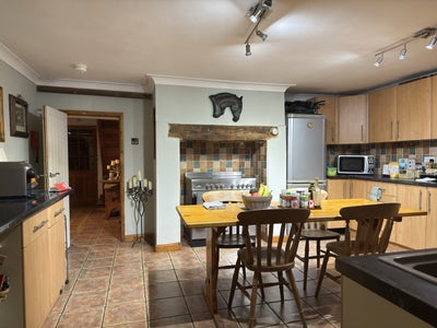 Cozy, Double Room in a Quiet Cottage Main Photo