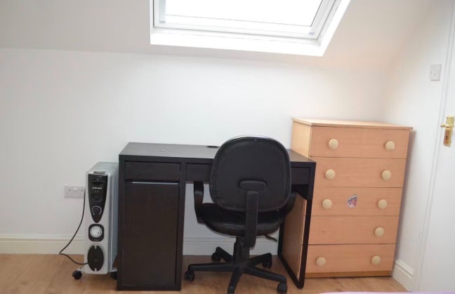 1 studio loft available to rent in wembley Main Photo