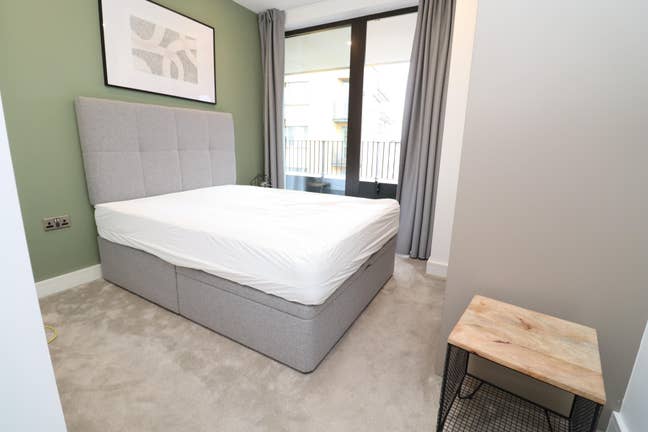 Top Rooms in Luxury Building/Private Gym & Cinema Main Photo