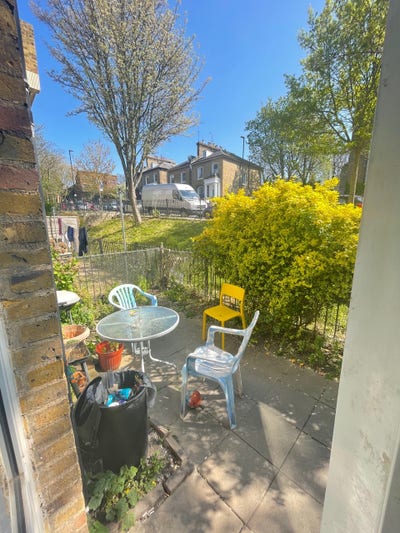 🏡✨ 5 Double Rooms Available Main Photo