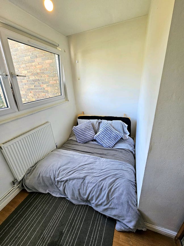 Shoreditch Double Room Available now! Main Photo