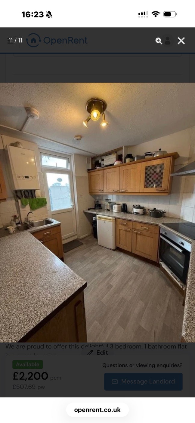 Spacious 3-Bed Flat Whinchmore hill Main Photo