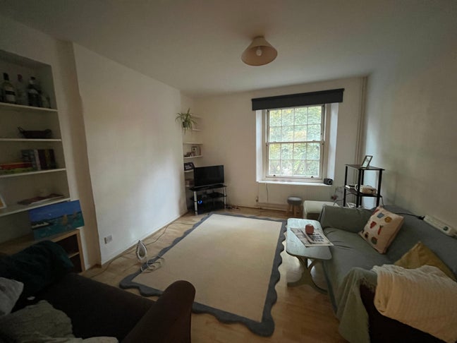 Double room in 3 bed/2 bath apartment, Lambeth Main Photo