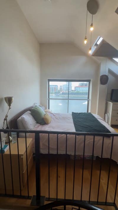 Docklands Ensuite Room | Short Let Main Photo