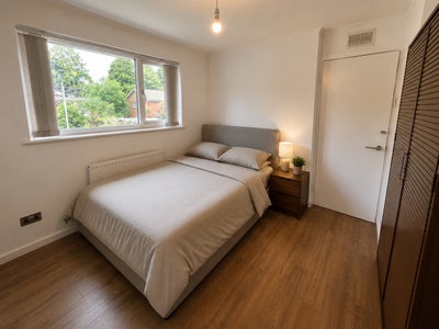 Double rooms with Office Space Main Photo