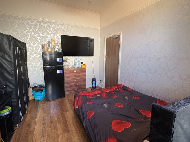 Langney Road, Eastbourne | Double Rooms Available Main Photo