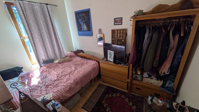 Lovely drouble room + study! In BS5 Main Photo