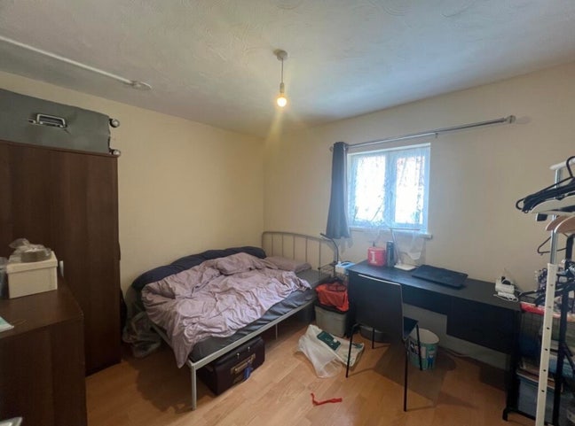 Cozy home looking for housemate Main Photo