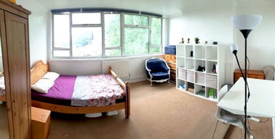 Huge Double Room in Canary Wharf, South Quay E14 Main Photo
