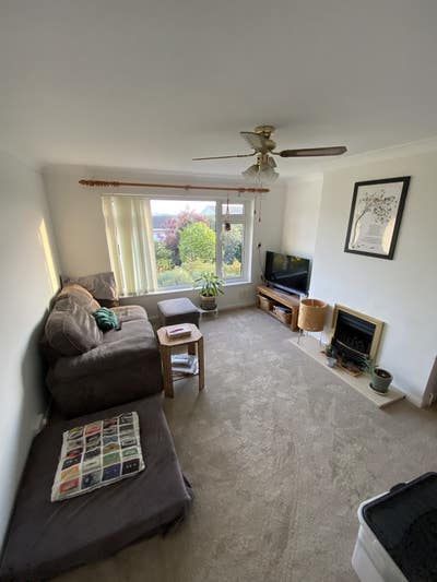Double room with built in wardrobe Main Photo