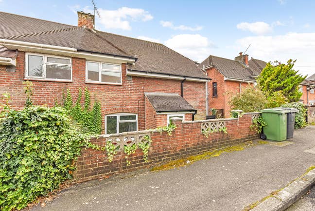 Modern Shared House - Portal Road, Winchester Main Photo