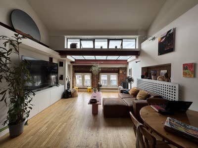 Ensuite Double Room in the Heart of Hoxton Main Photo