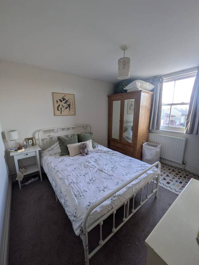 Lovely double room in East Putney Main Photo