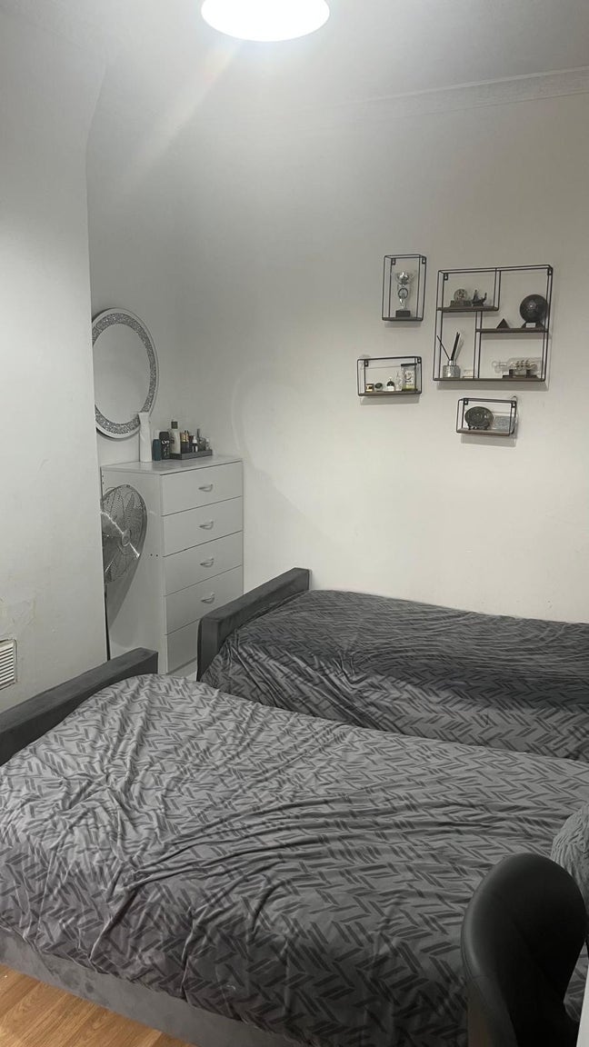 Room To Let Main Photo