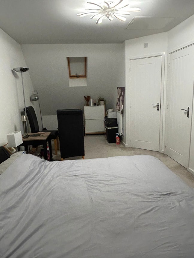 En-suite Master Bedroom  Main Photo