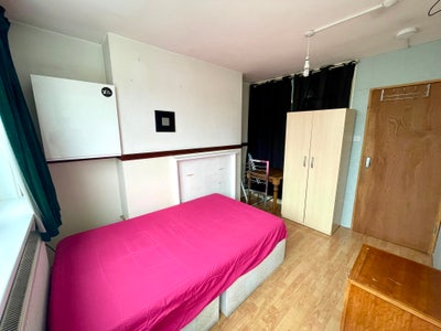 2 Lovely Room in Whitechapel/Stepney+All Bill Incl Main Photo
