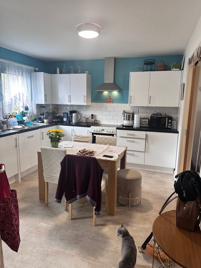 Bright Single Room Available for short let Main Photo