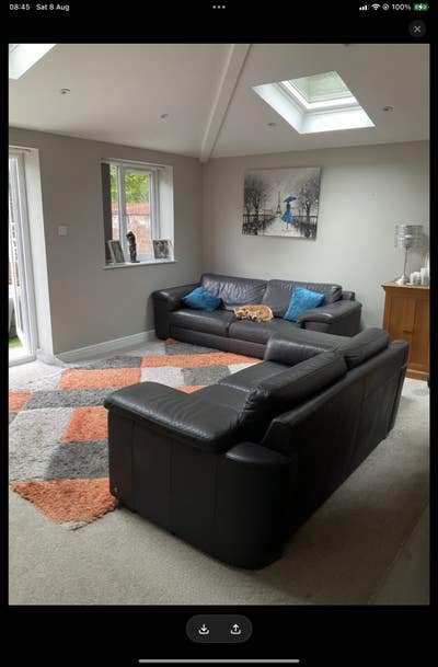 Large Double Room with Private Bathroom  Main Photo