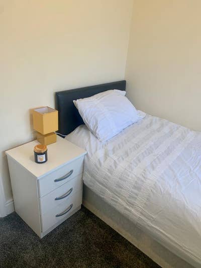 Spacious Rooms in Barnet | Near Hospital Main Photo